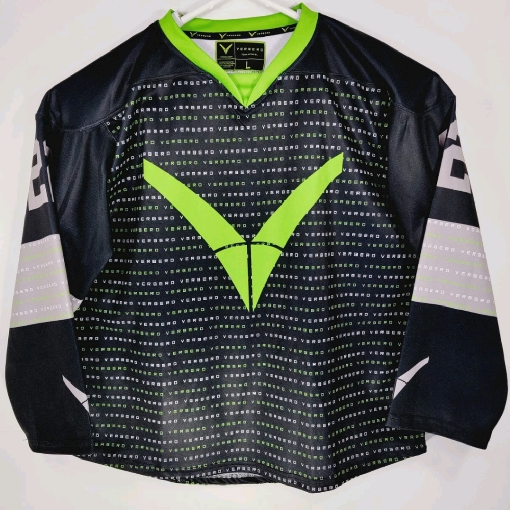 Verbero Team Apparel Size Large Hockey Jersey Black #22 All Over Print